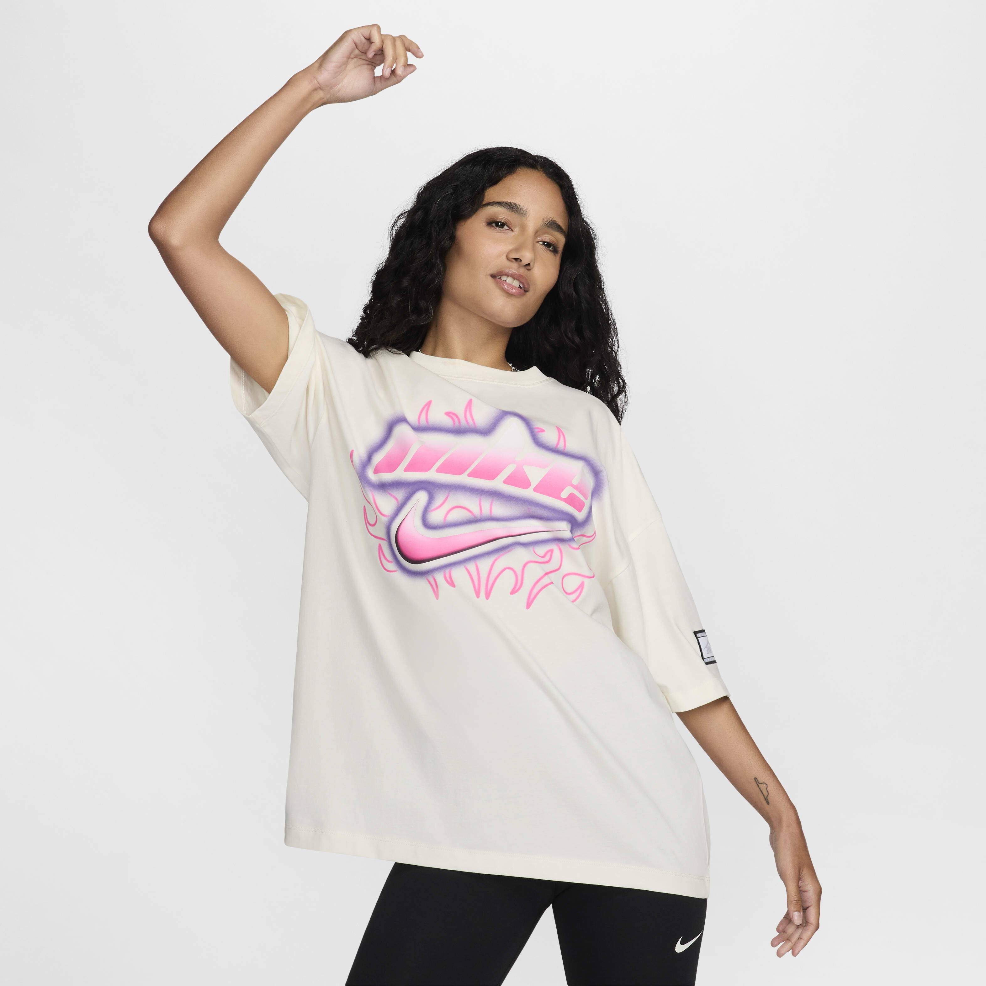 Nike oversized tee new arrivals