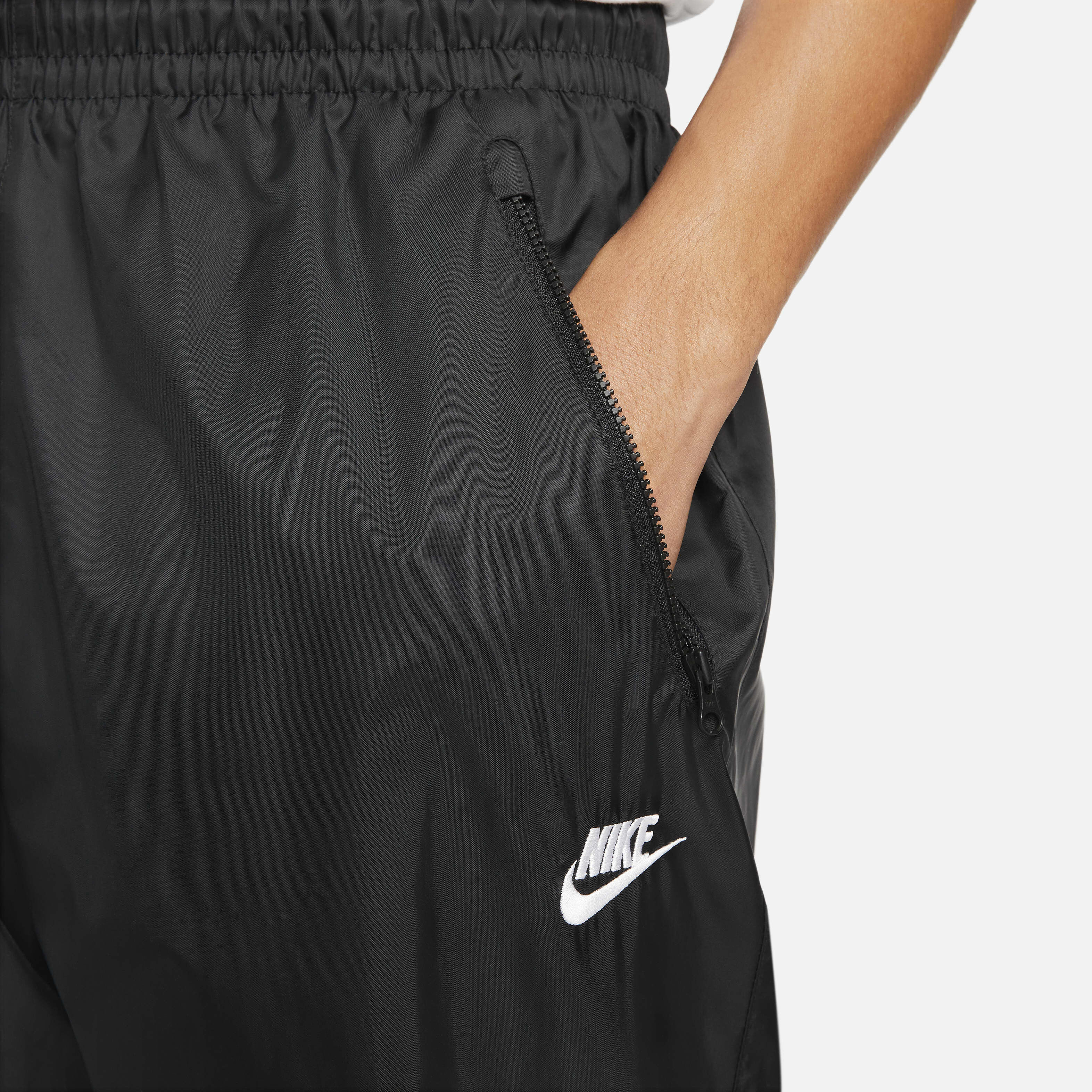 Nike windrunner trousers top