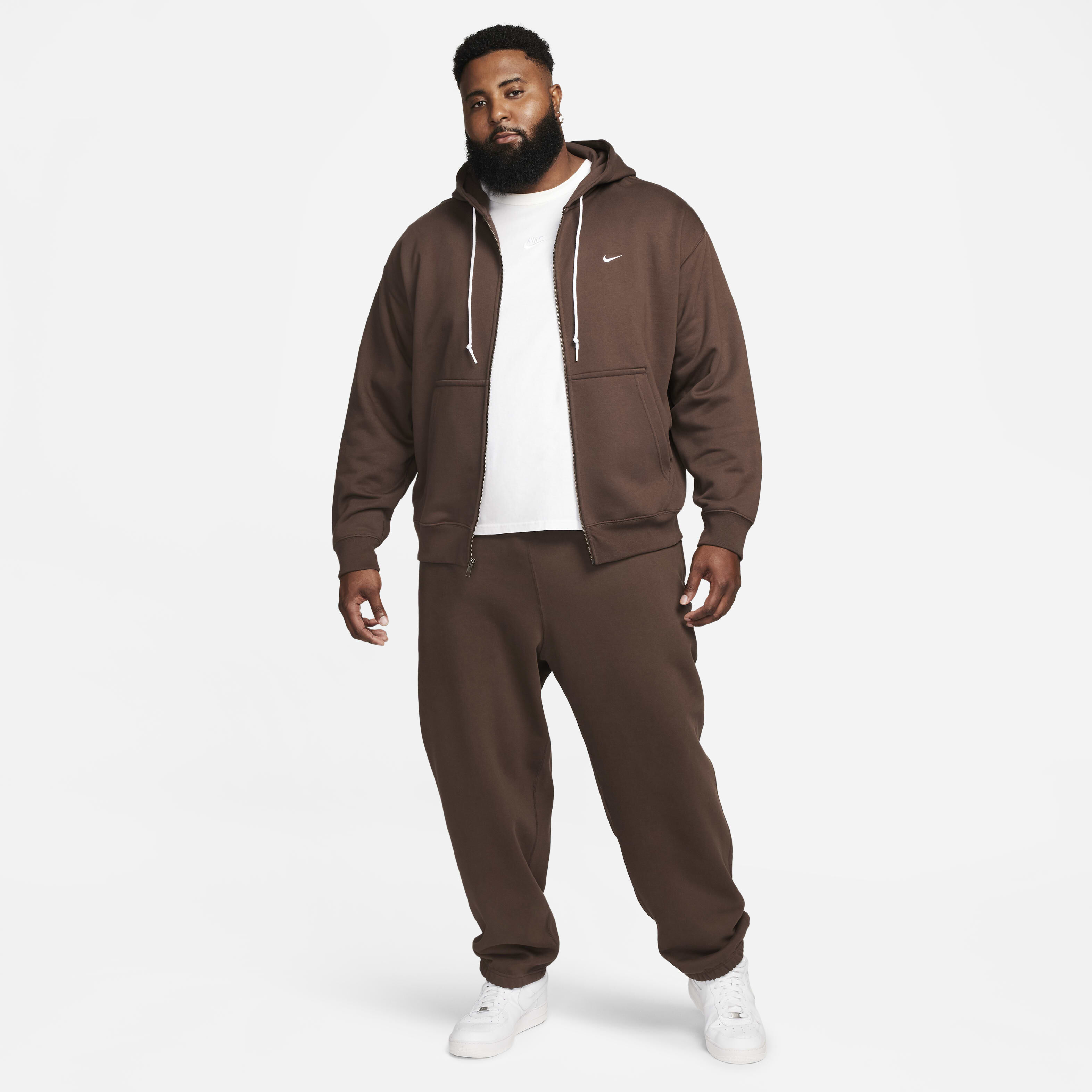 نايكي سولو سووش image number 12