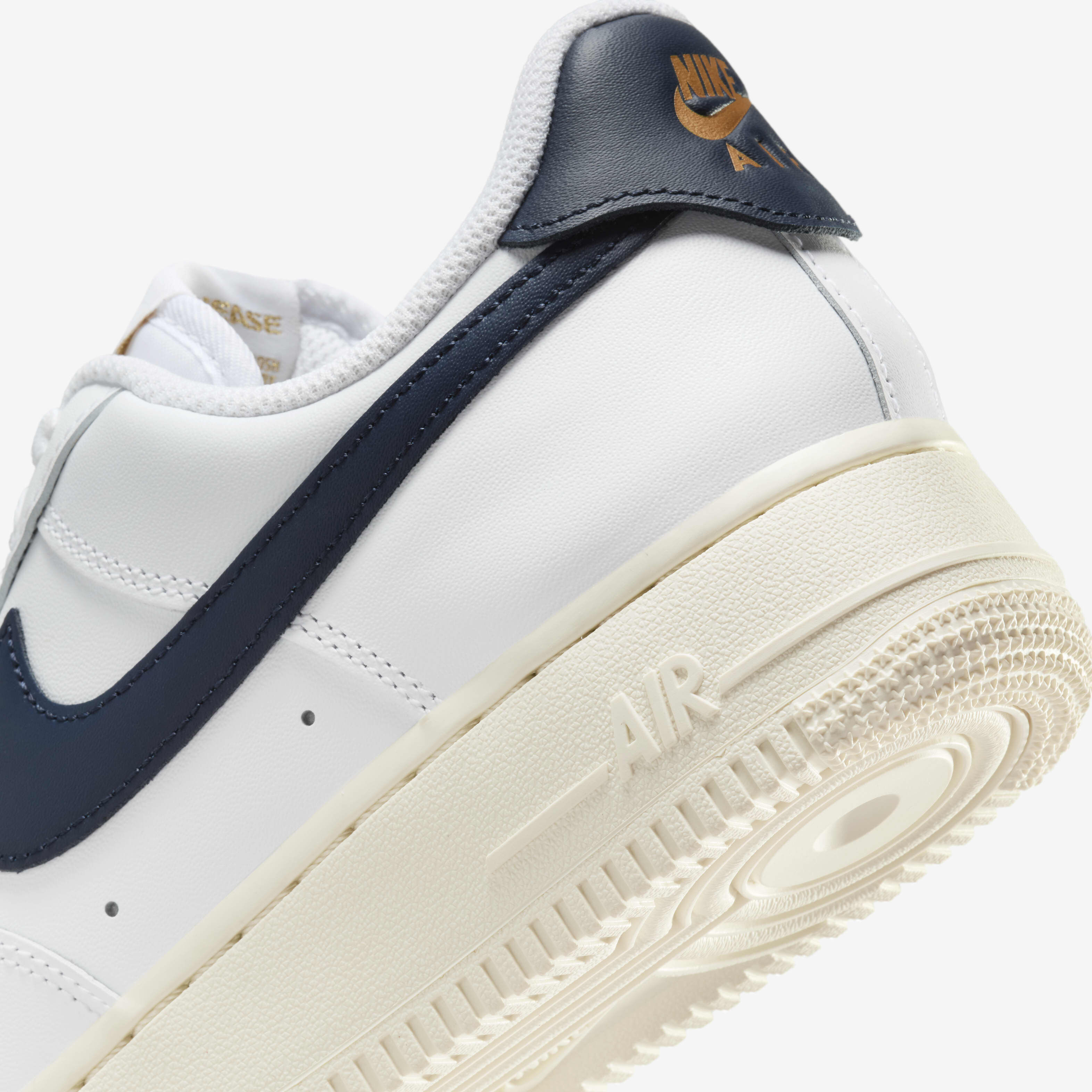 Nike Air Force 1 '07 FlyEase image number 7