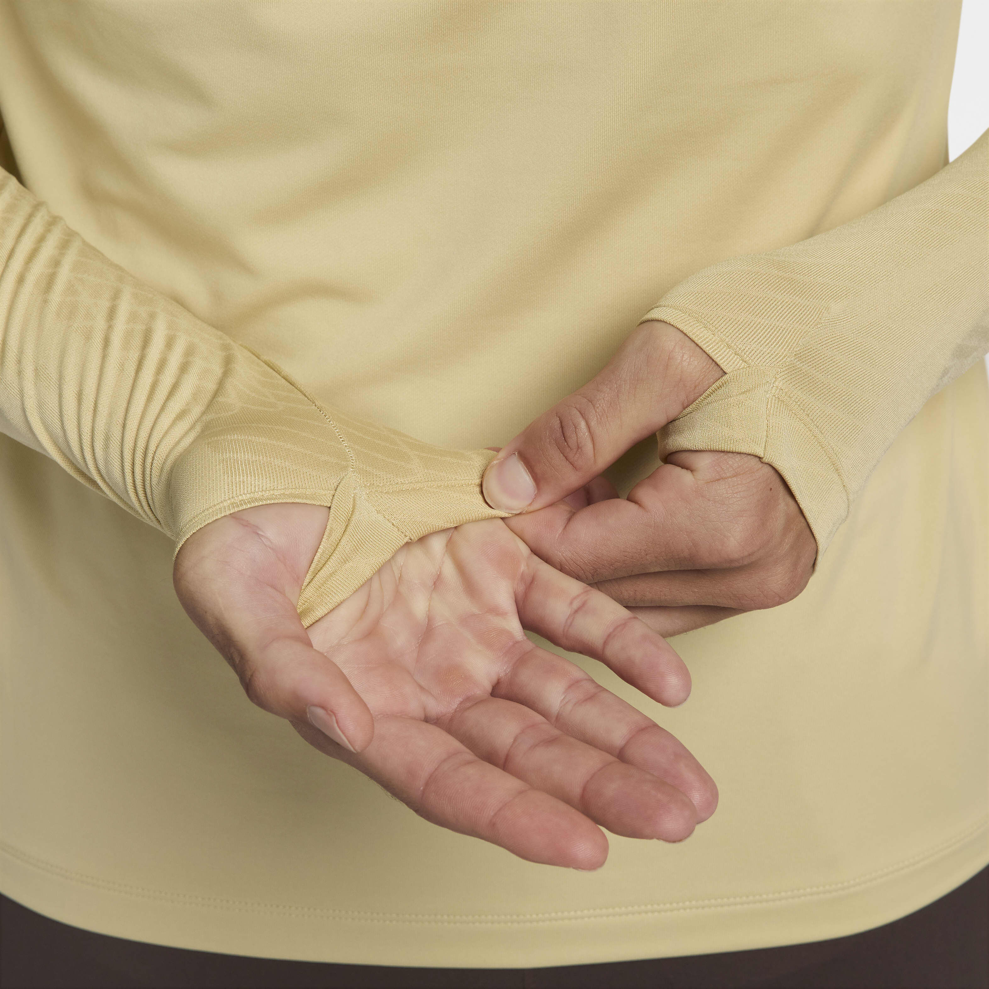 توتنهام هوتسبير سترايك البديل image number 3