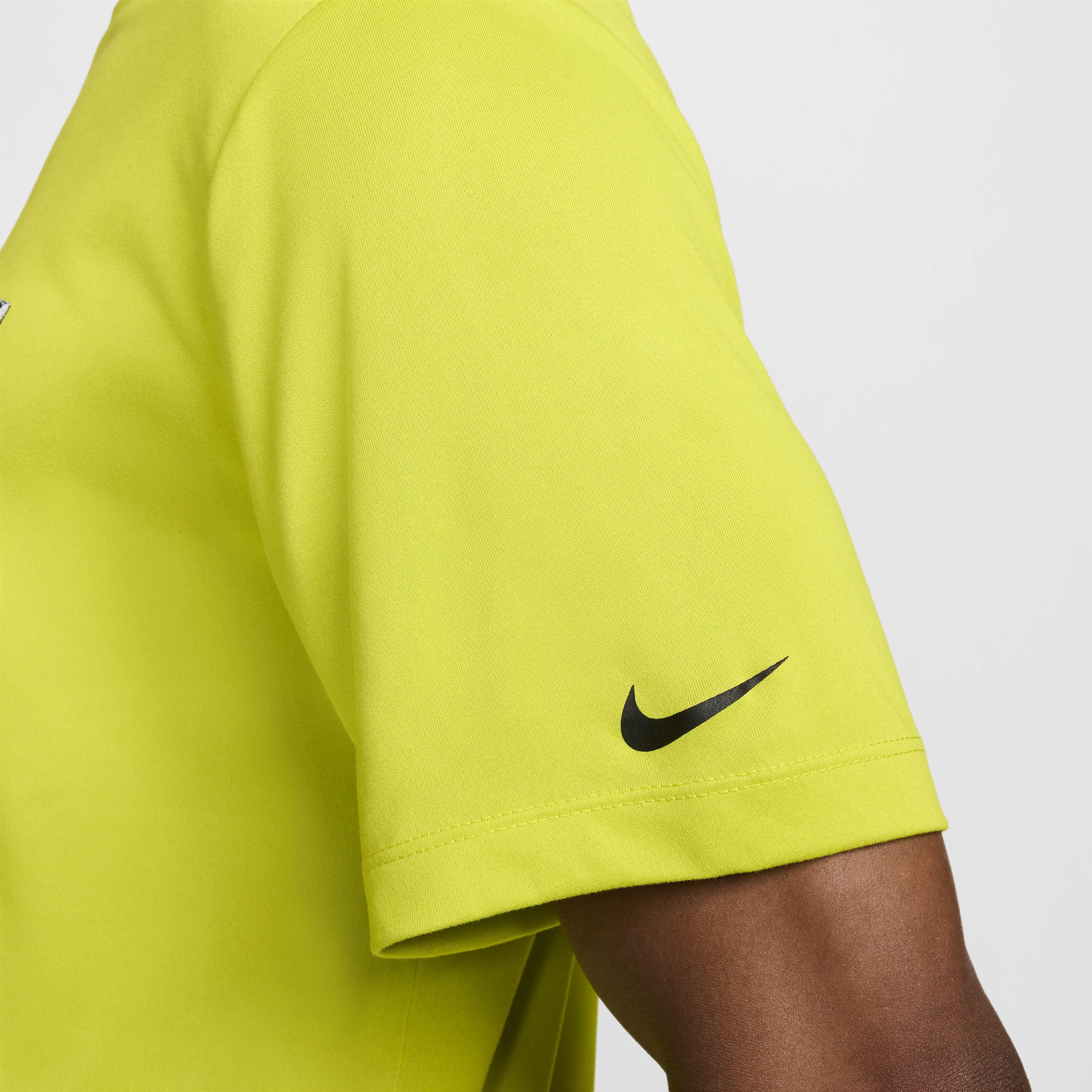 Yellow t shirt nike on sale
