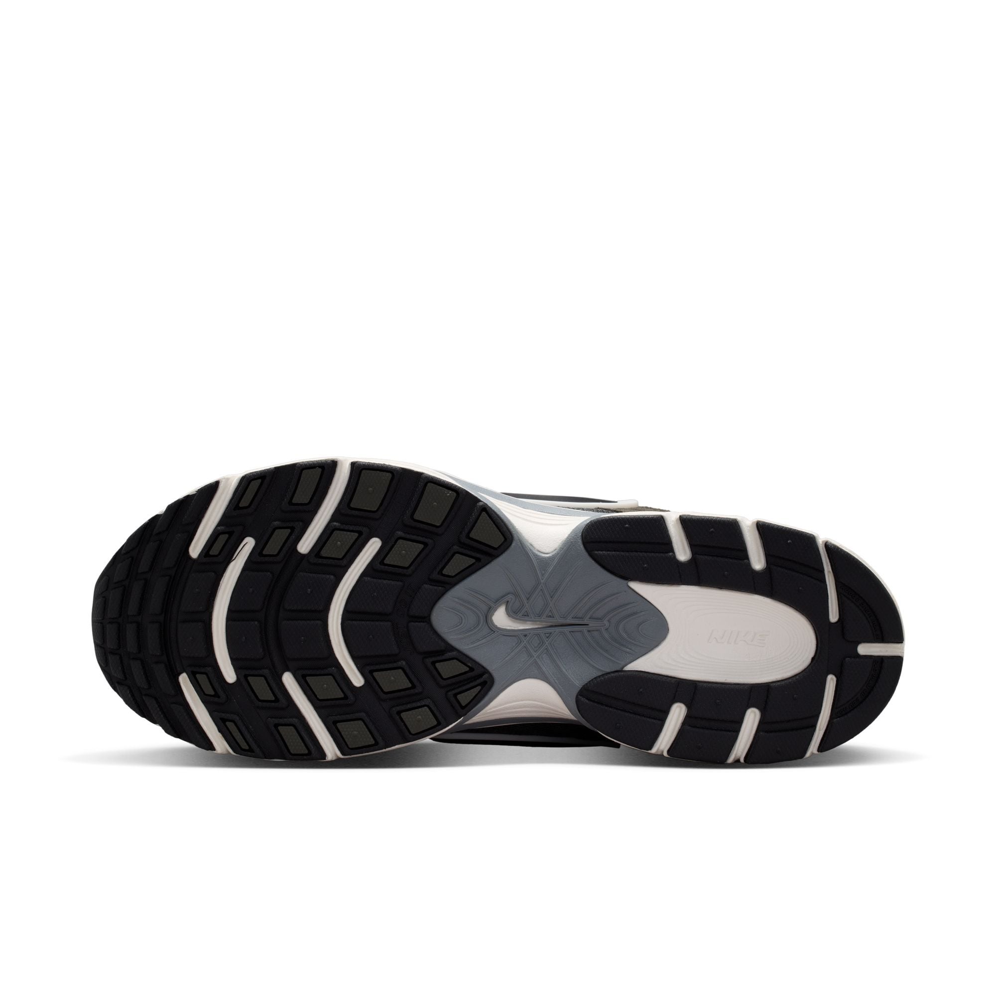 Nike V5 RNR Suede image number 7