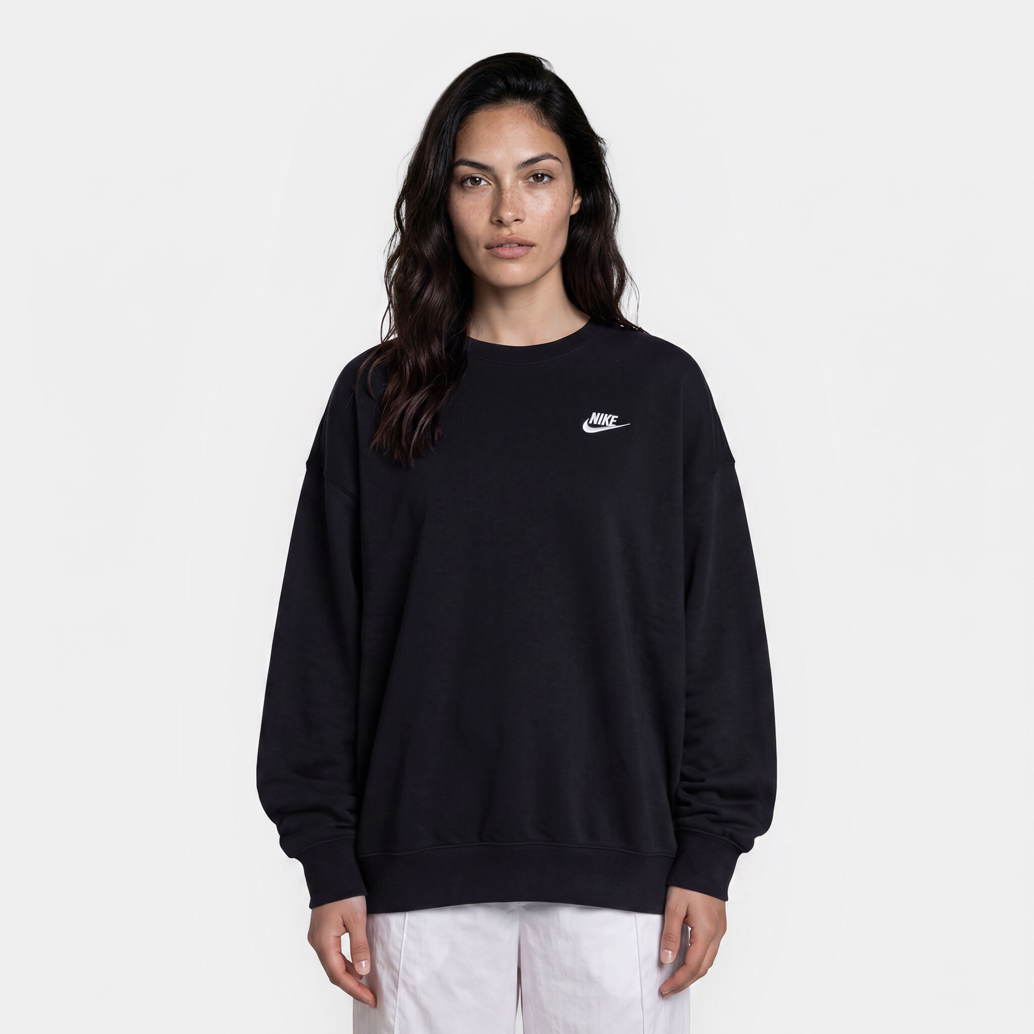 Nike Club image number 3