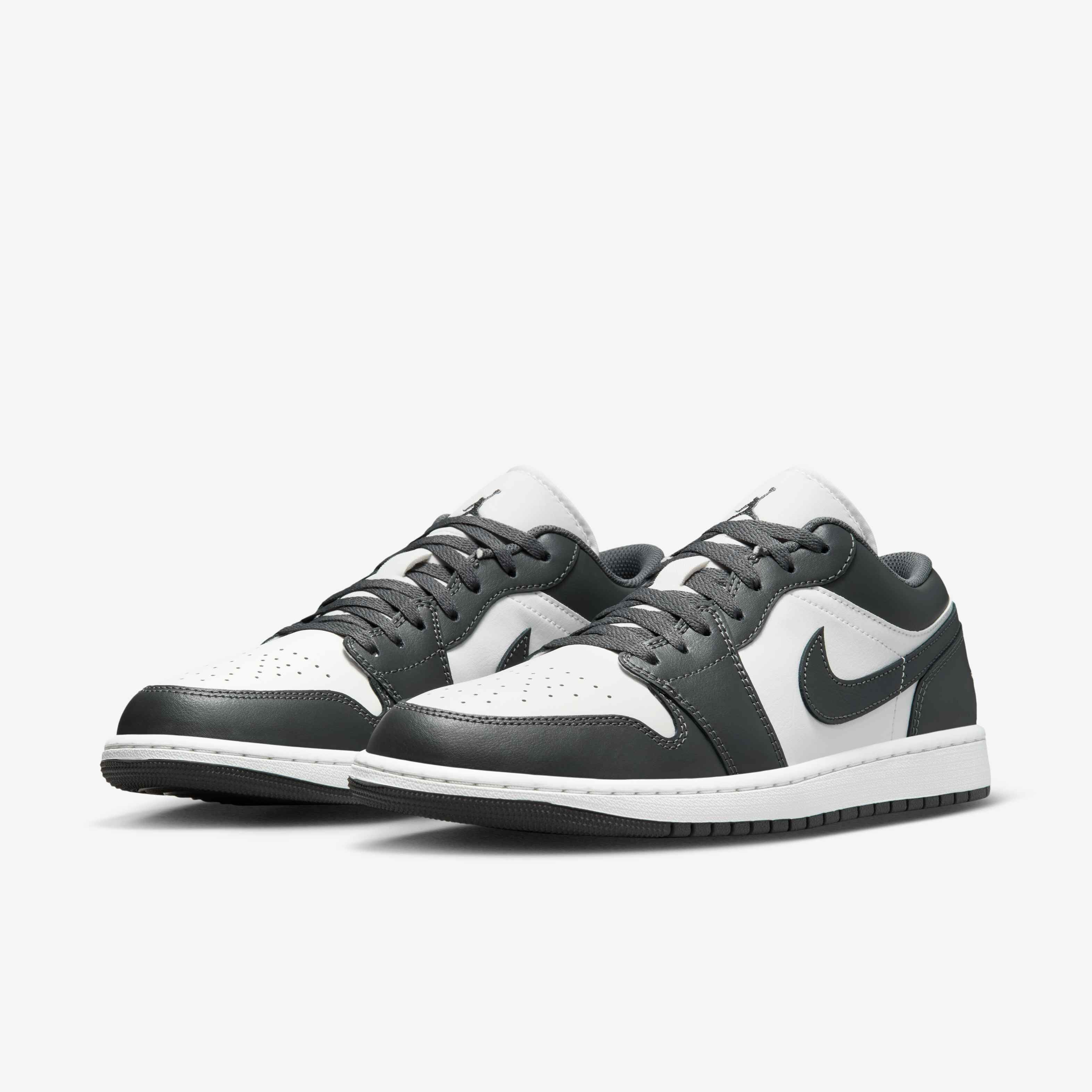 Air Jordan 1 Low image number 4