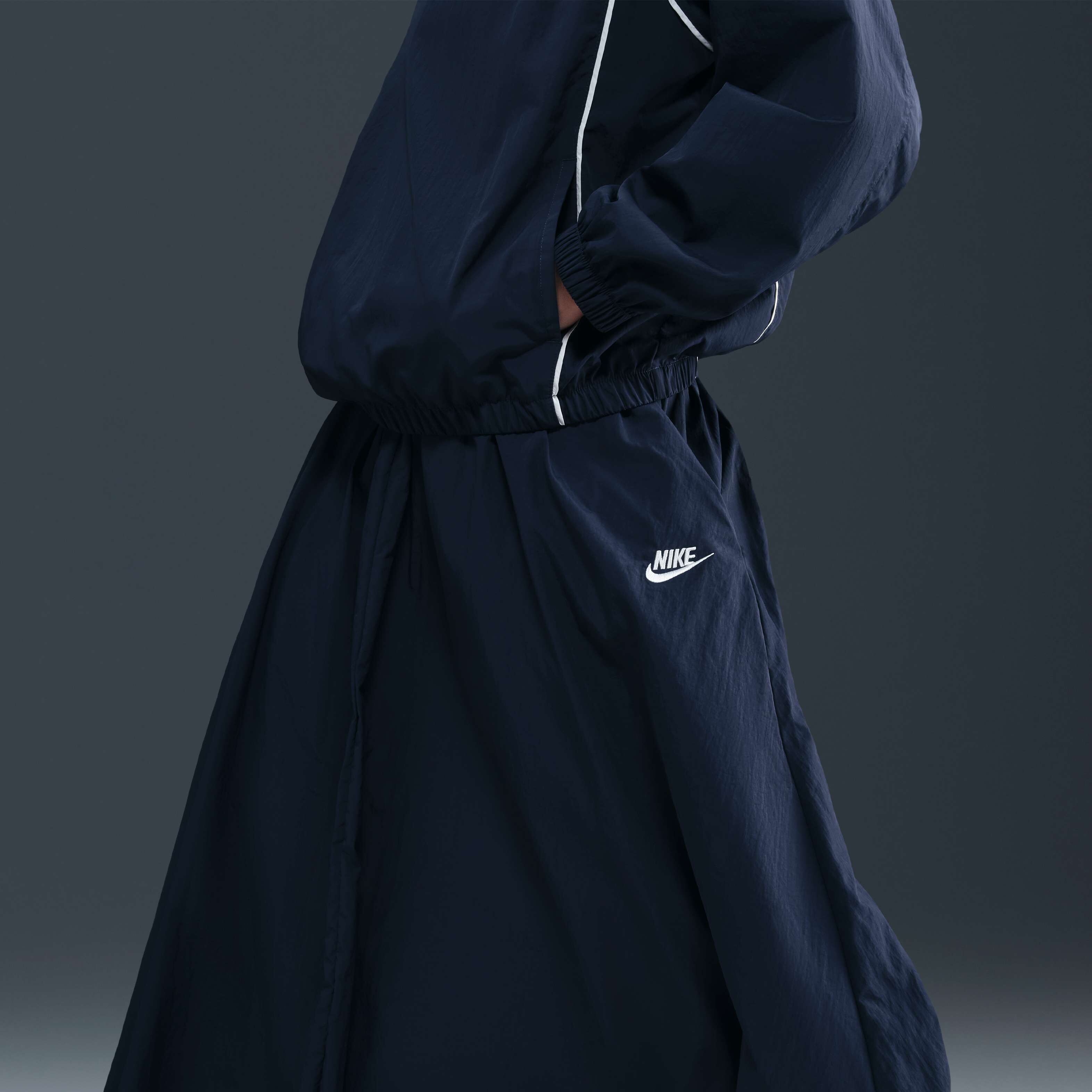 نايكي سبورتسوير ويندرانر image number 4