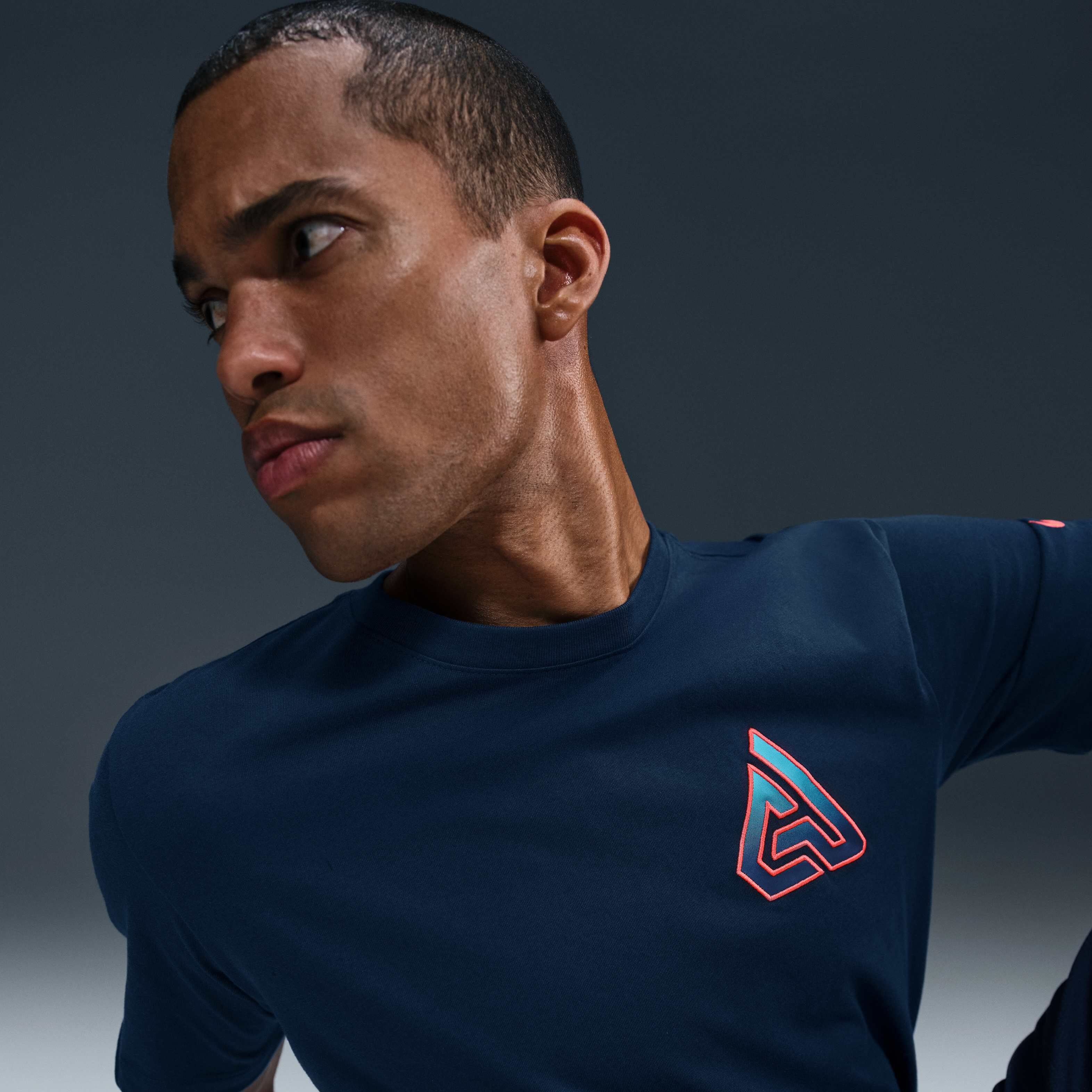 Giannis image number 2