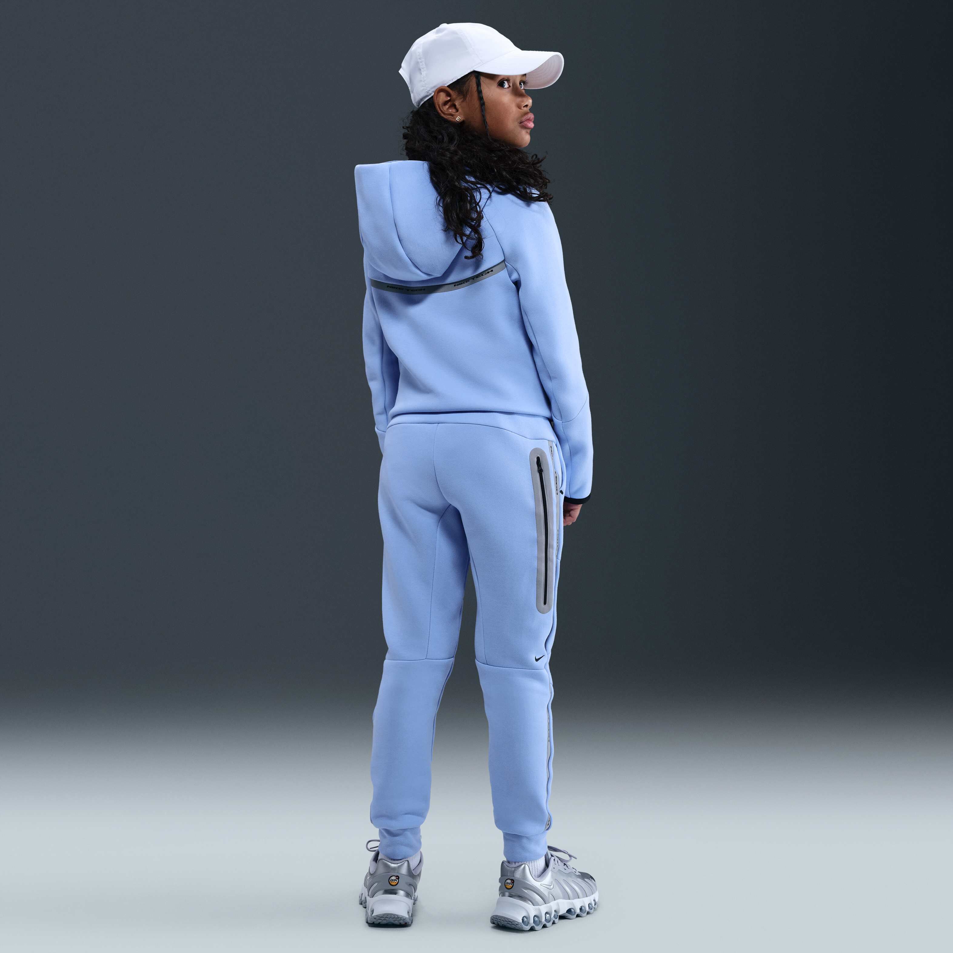 Nike Sportswear Tech Fleece image number 6