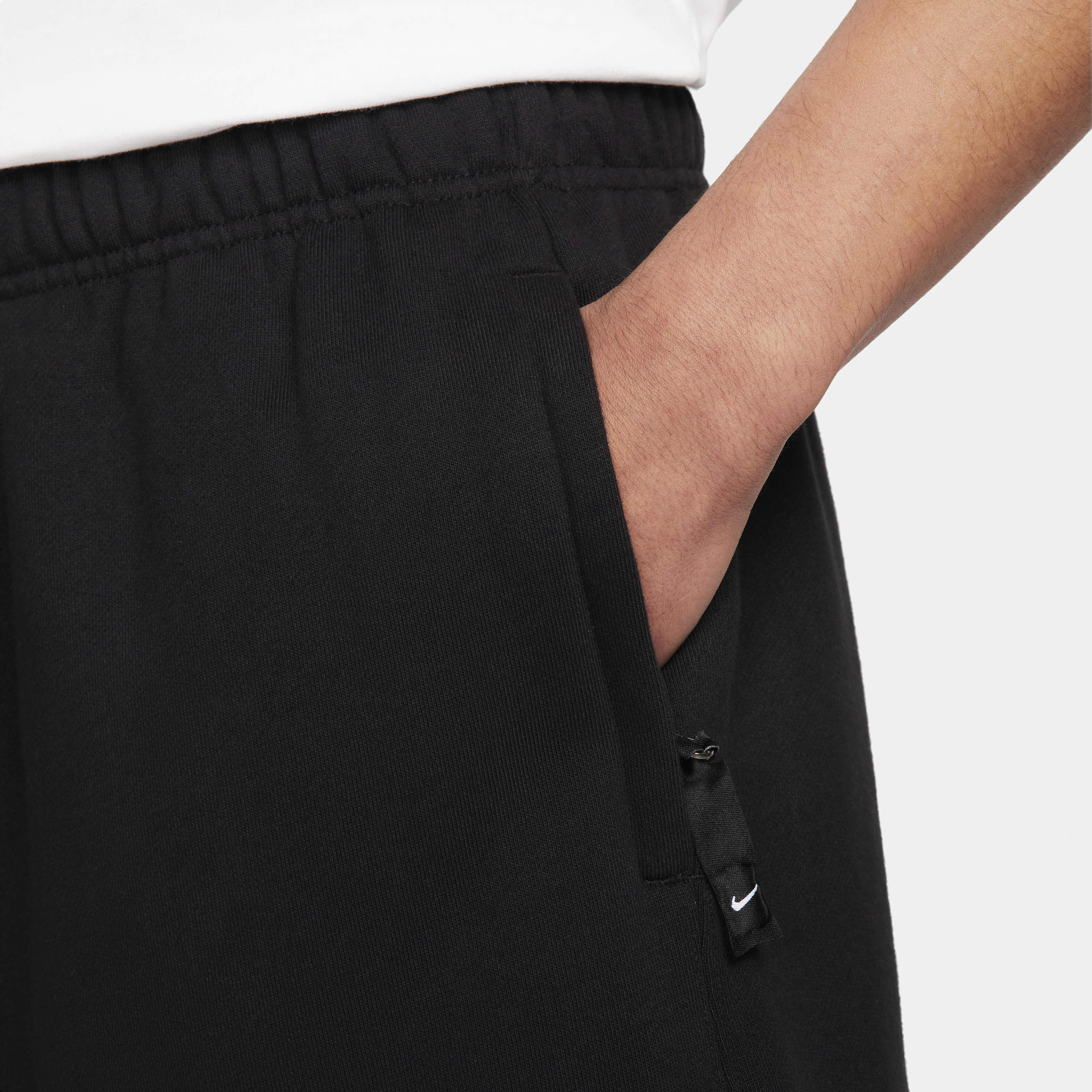 نايكي سولو سووش image number 4