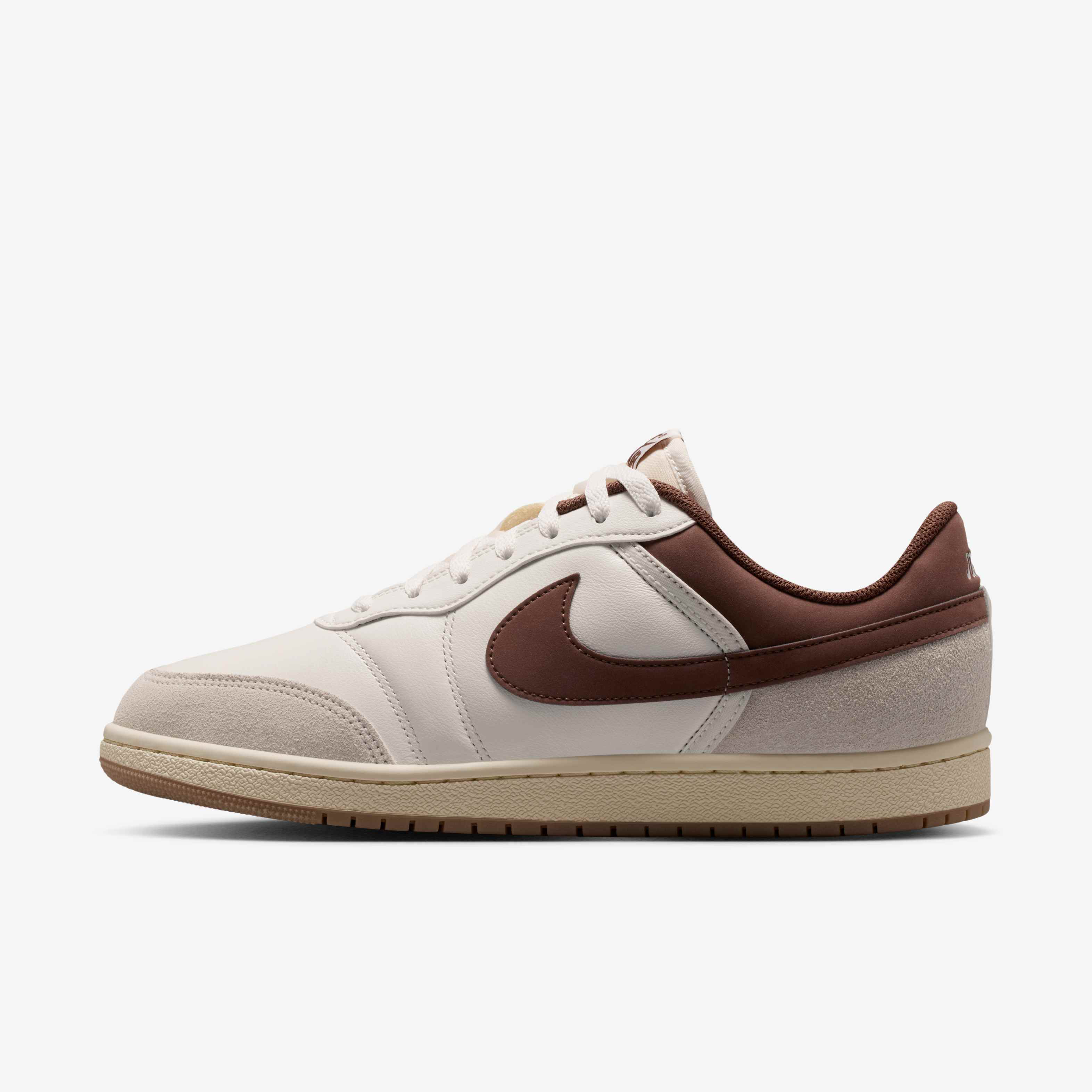 Air Jordan Skyline Low LE image number 0