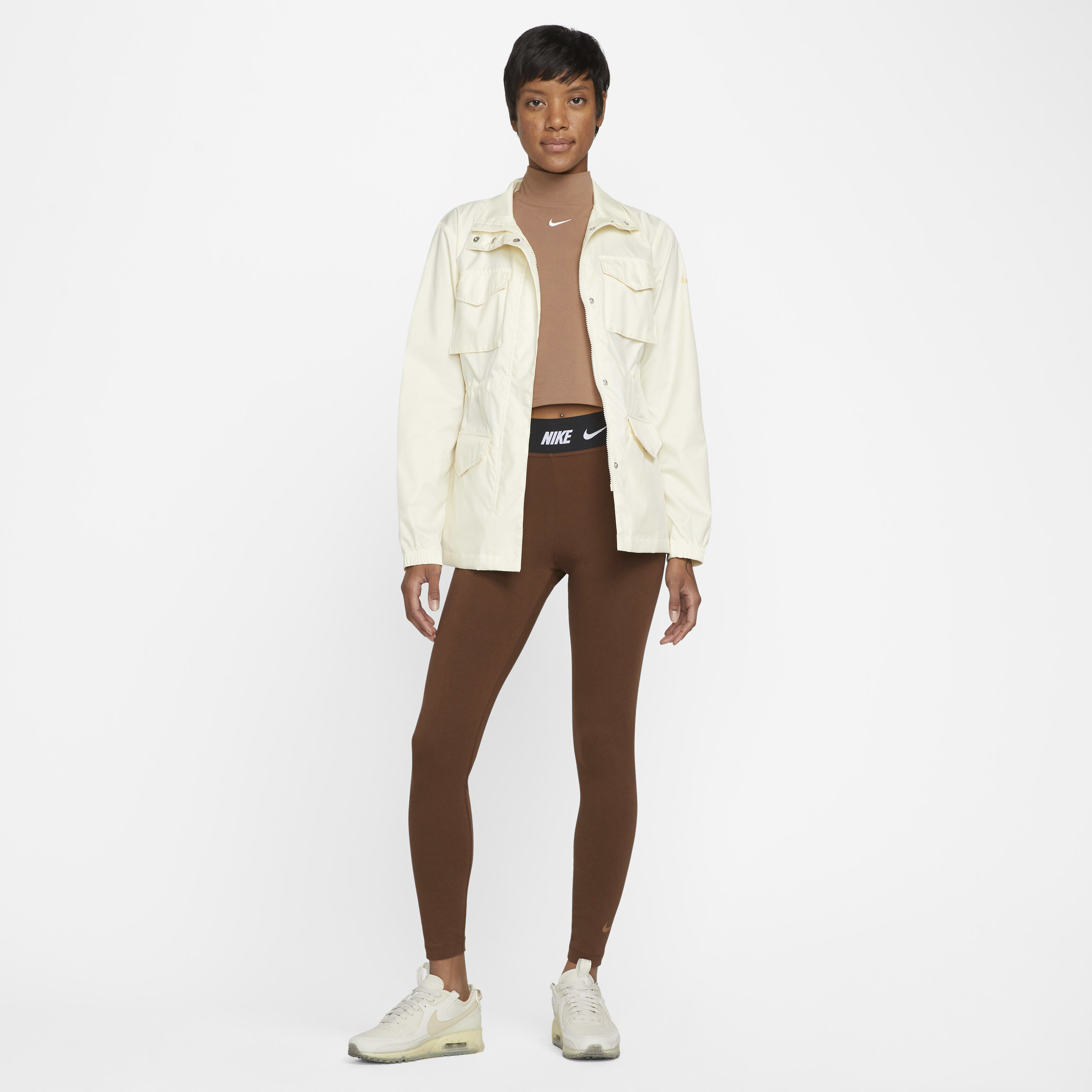 Nike Sportswear Club image number 4