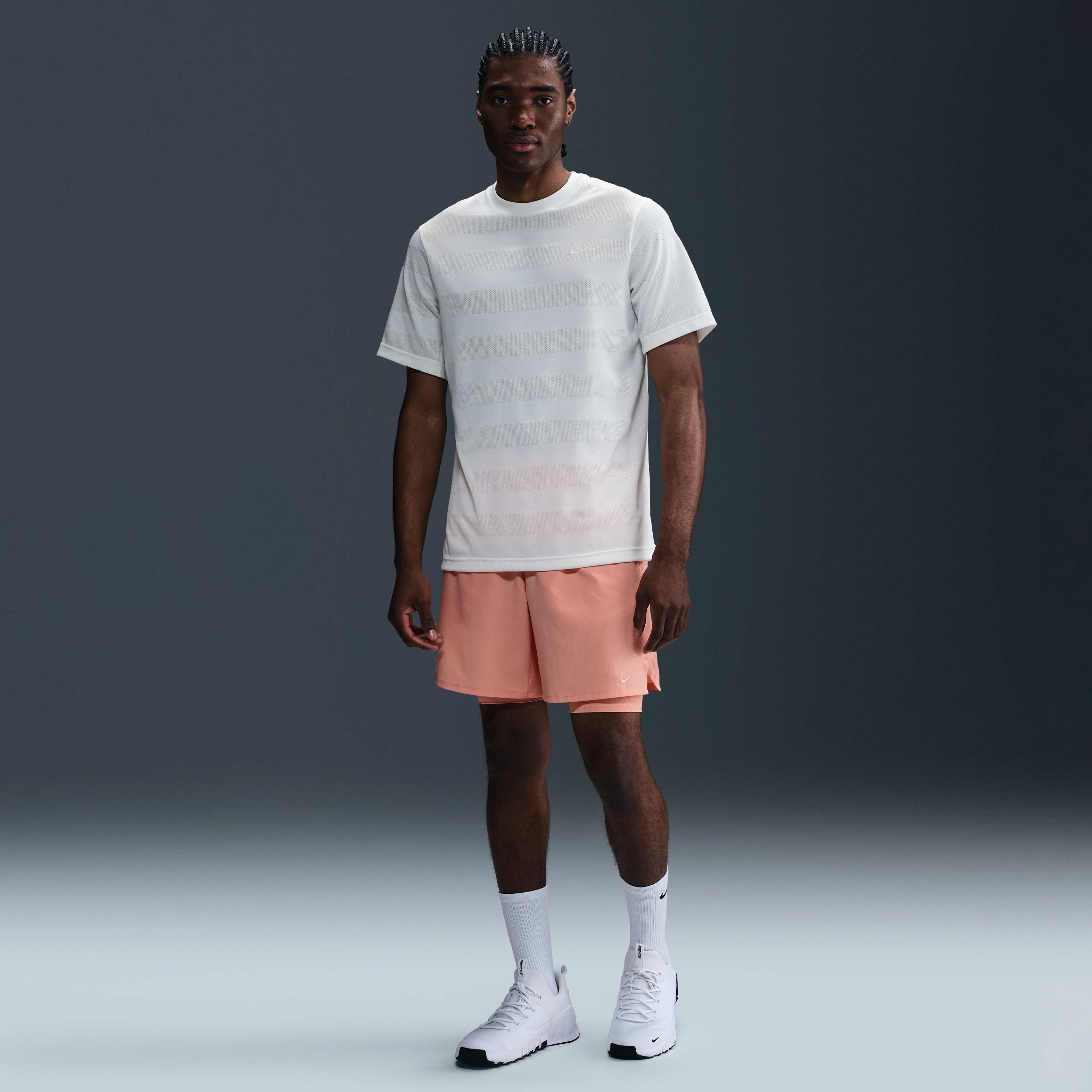 Nike Primary image number 2