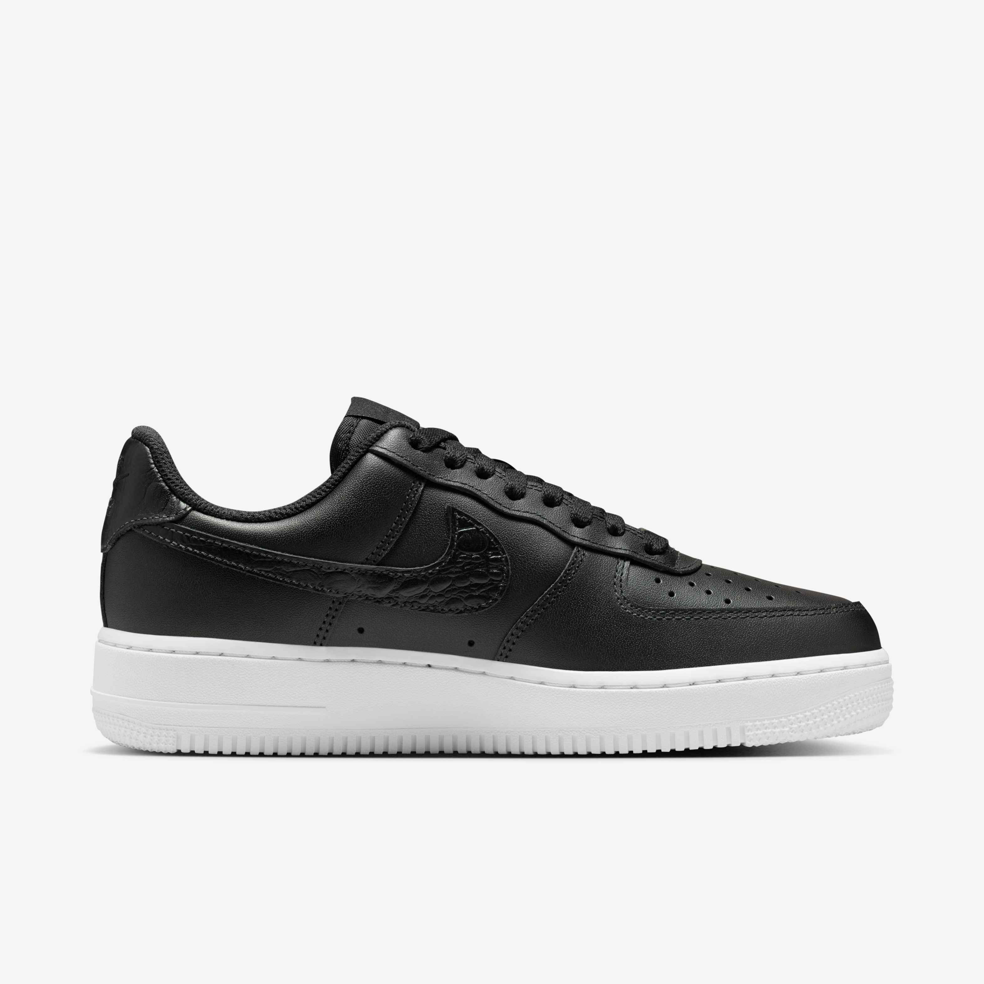 Nike Air Force 1 '07 SE image number 2