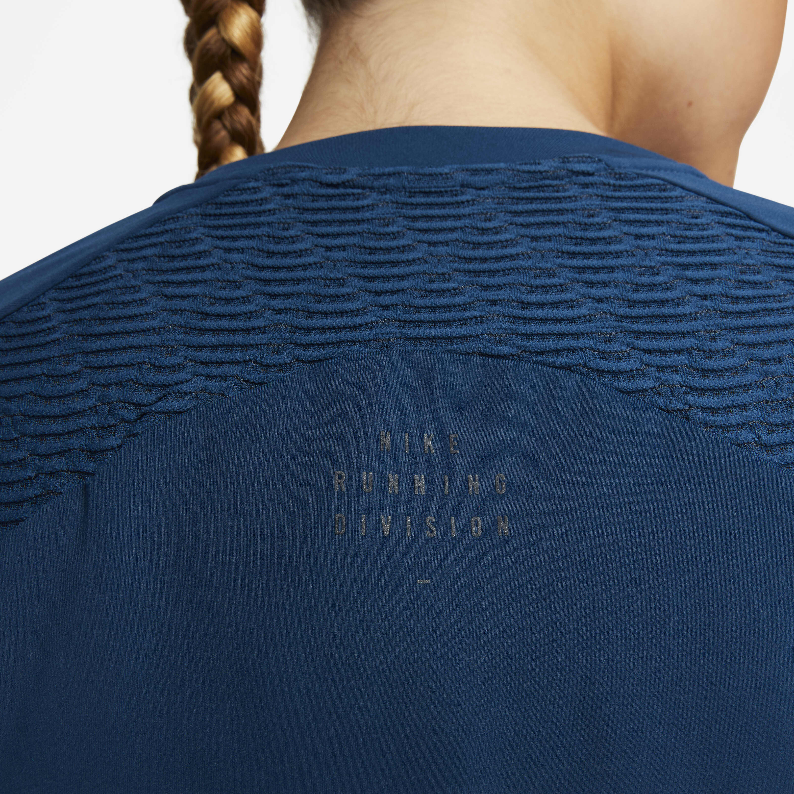 Nike Dri-FIT ADV Run Division image number 4