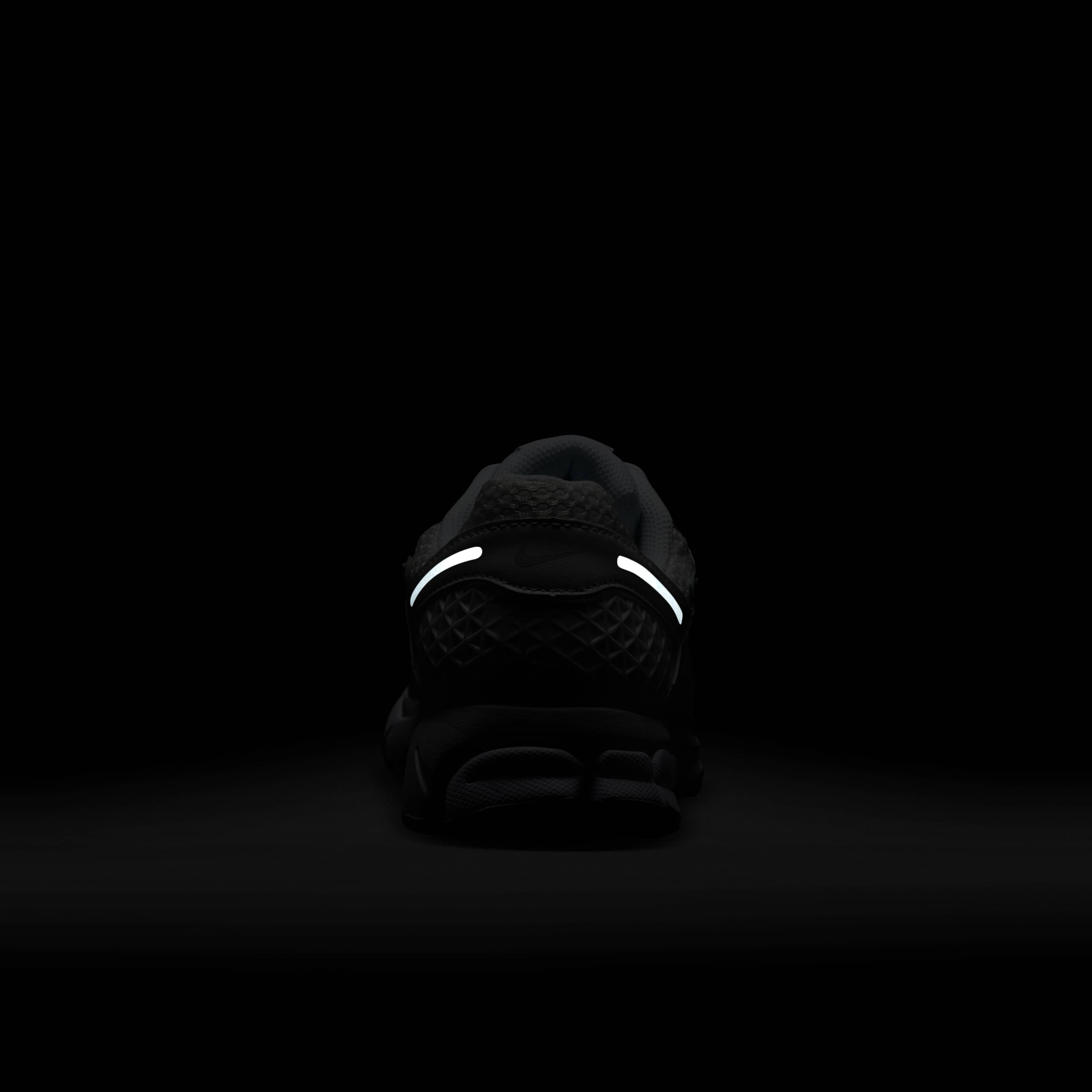 Nike Zoom Vomero 5 image number 9