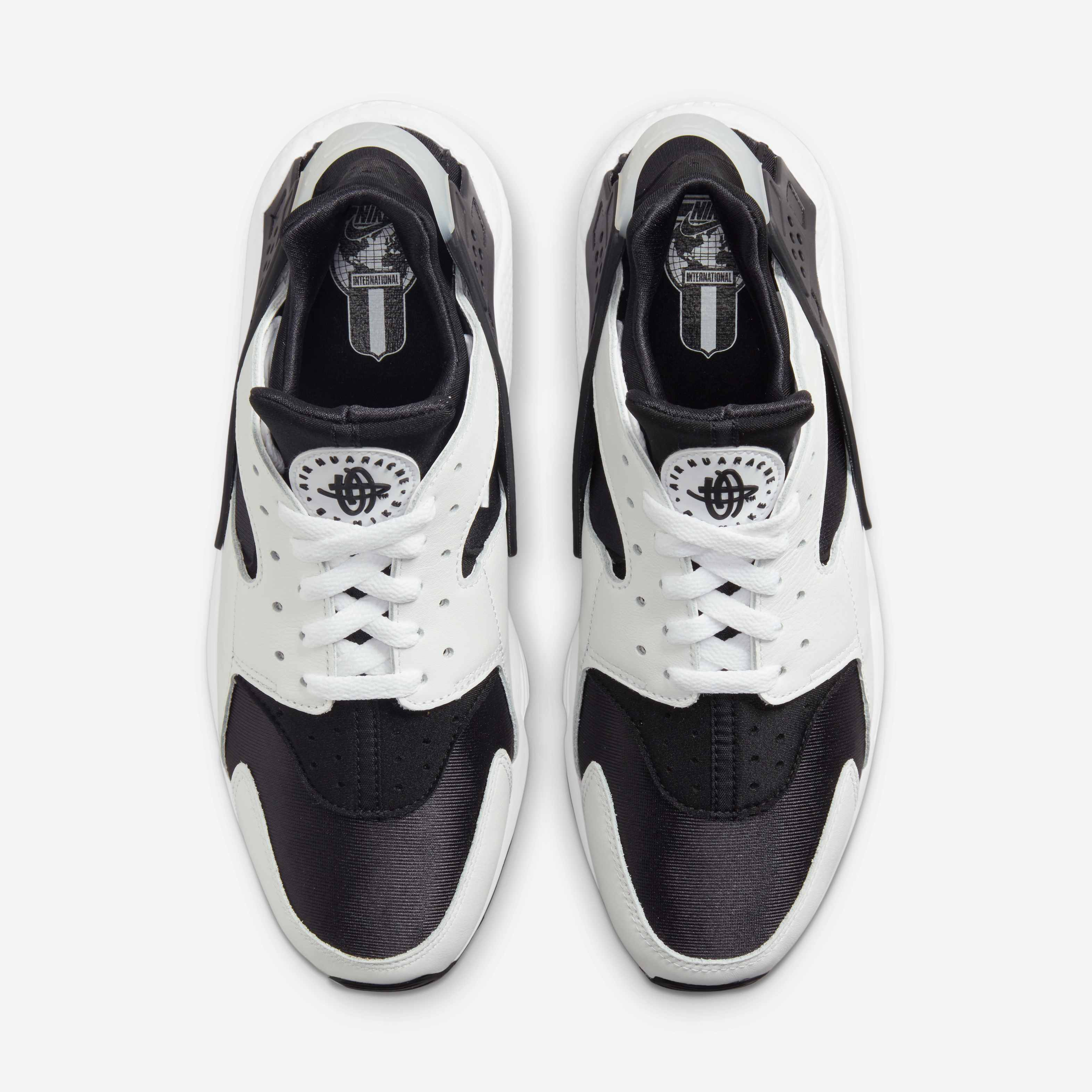 Nike Air Huarache image number 3